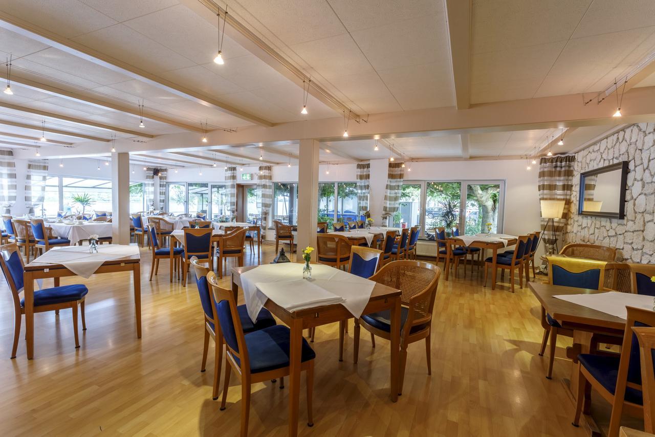 Hotel Rheingold Gernsheim Bagian luar foto